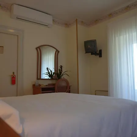 Belvedere Relais 3* Argegno