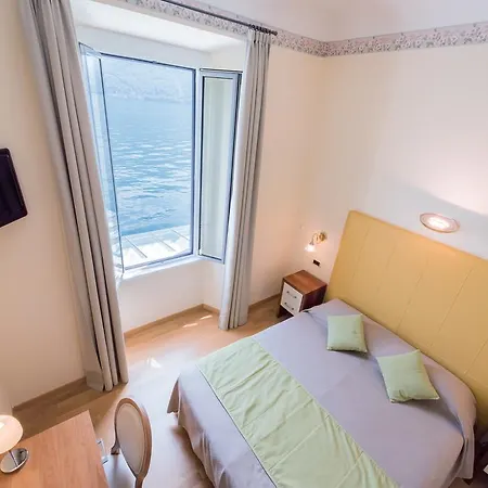 Belvedere Relais 3* Argegno